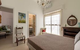 Appartamento A Due Passi Da Villa Trabia By Wonderful Italy